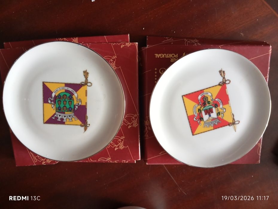 2  pratinhos de coleção TAP