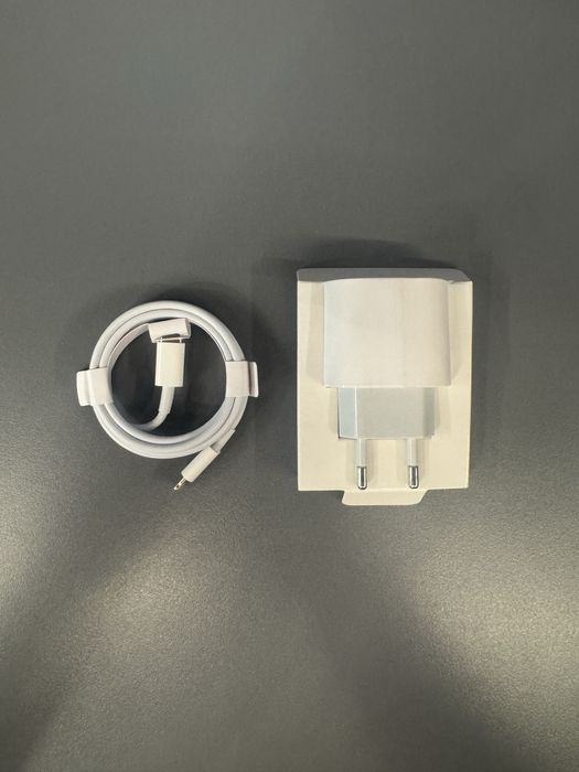 Kostka USB-C + Kabel Lightning do iPhone