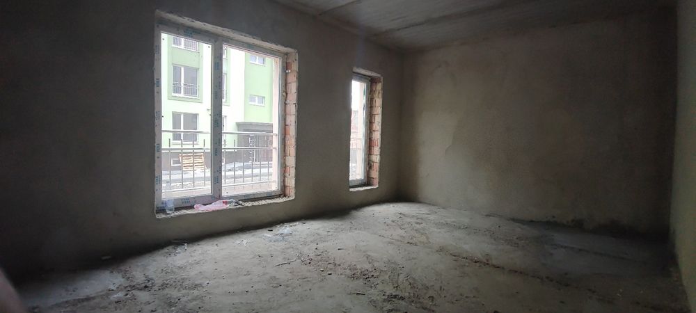 Двох кімнатна новобудова по вул Козацька