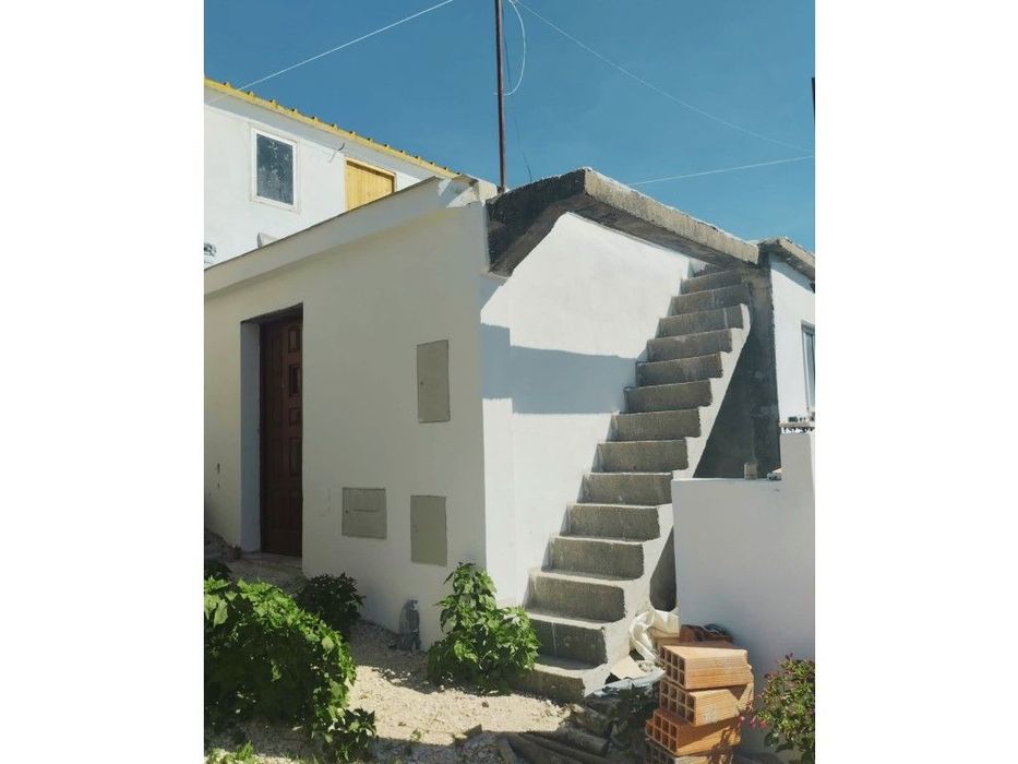 **Oportunidade Única - T1 Em Renovação