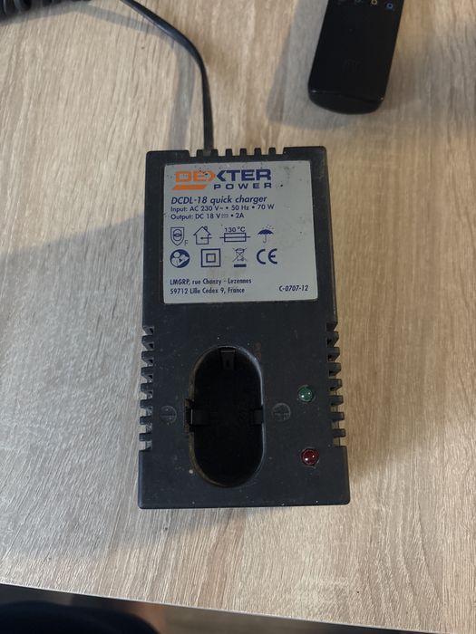 Ładowarka dexter dcdl - 18 c - 0707 - 12 18v 2a 70w