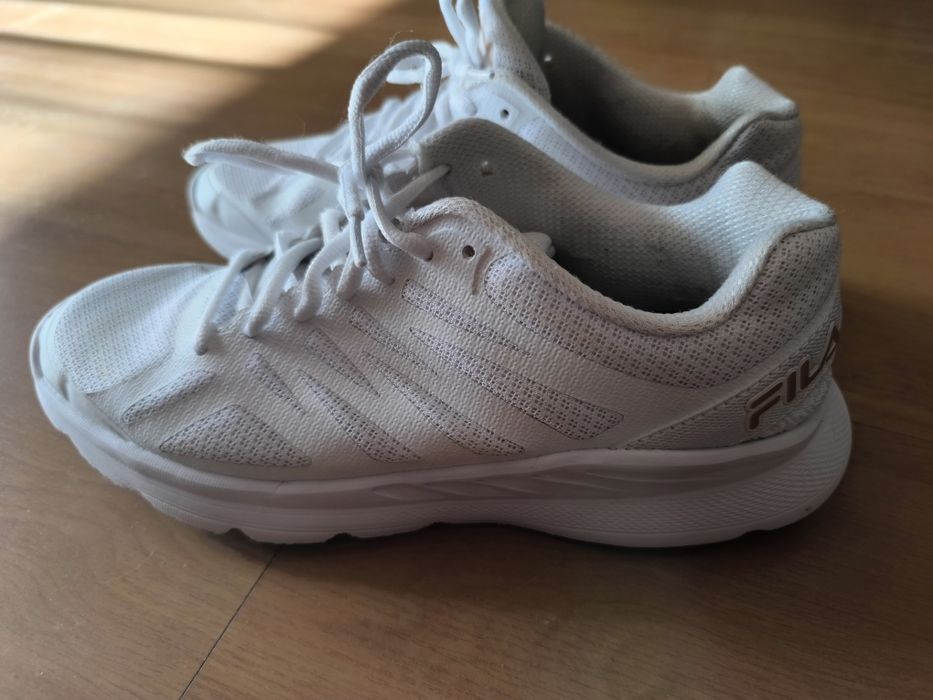 Ténis Fila Brancos 40