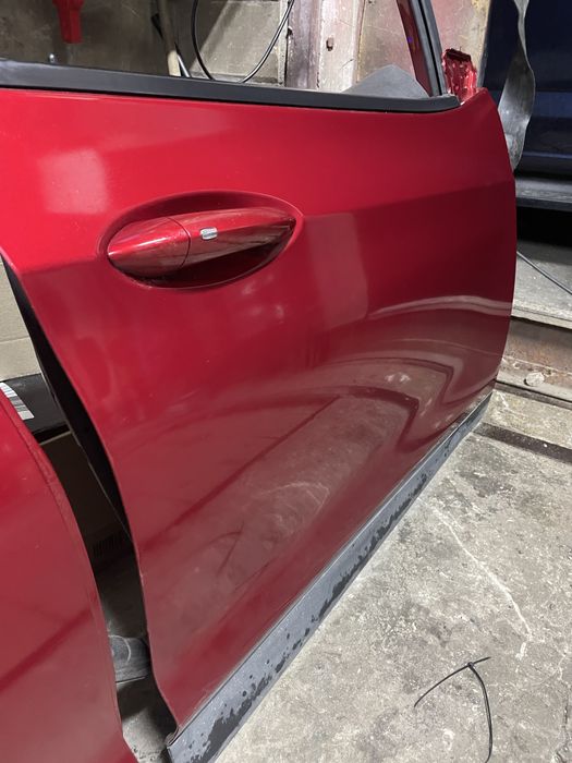 Двери передние и задние правые на Chevrolet bolt EV 2023