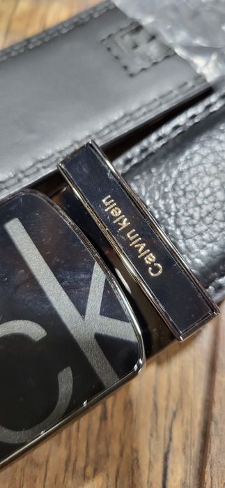 Czarny pasek męski premium klamra logo połysk 120 cm