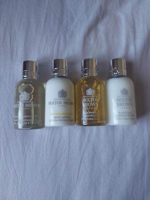 Conjunto Molton Brown