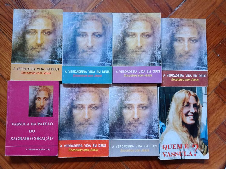 Livros Diversos: Mark Twain, Building Stories, outros