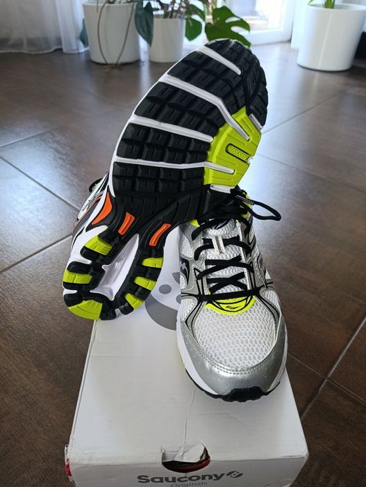 Sneakersy Saucony Ride Millennium rozm 44 nowe