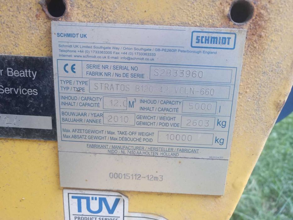 Бункери для піскорозкидача ECON та Schmidt