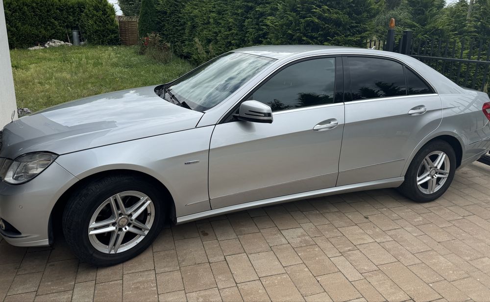 Mercedes E200 CGI