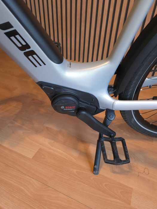 Rower elektryczny Cube Touring Hybrid Pro