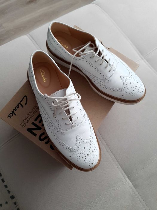 Туфлі Clarks 39 розмір