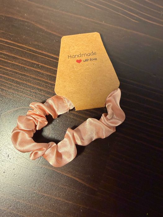 satynowa gumka do włosów