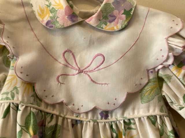 Vestido florido , menina