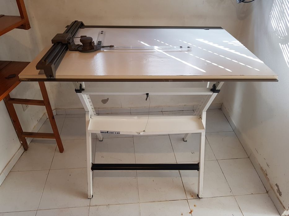 Estirador de desenho Molin