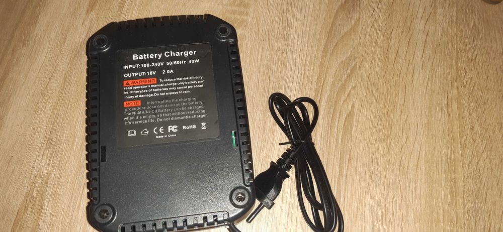 Зарядне для Dewalt