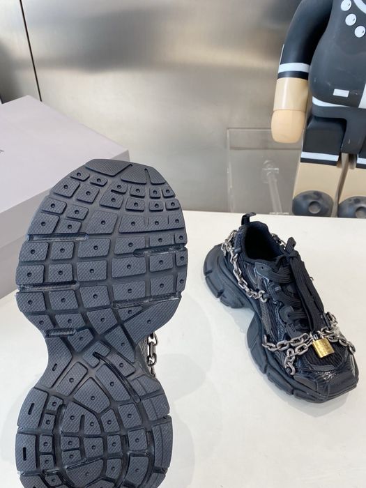 Кросівки Balenciaga Chain Lock чорні