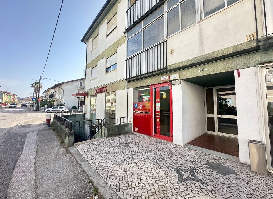 Venda apartamento T3 São Martinho do Bispo
