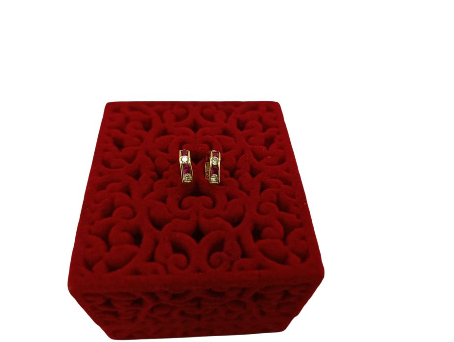 malutkie złote kolczyki 585