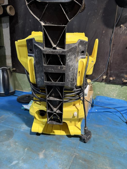 Продам мийку Karcher K2 Power Control