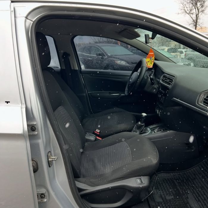 Peugeot 301 2013р.