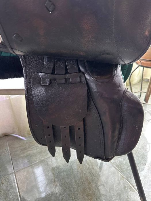 Пропонуємо універсальне сідло для коня