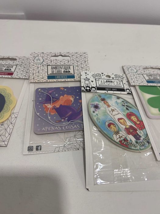Lote 8 Ambientadores de Carro - 1,50€ cada ou 9€ lote - Novos