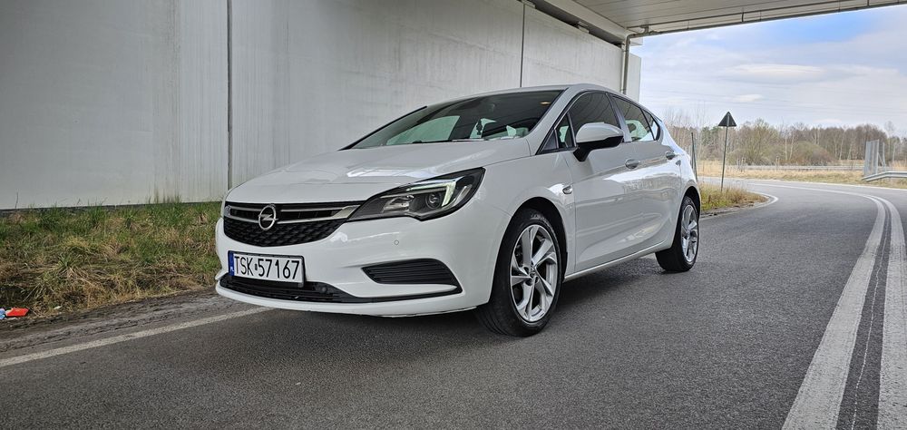 Wypożyczalnia / wynajem aut osobowych