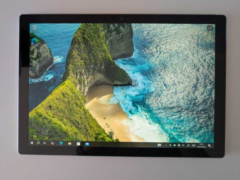Microsoft Surface Pro (Modelo 1796)  i5 / 8GB / 256GB - Envio CTT