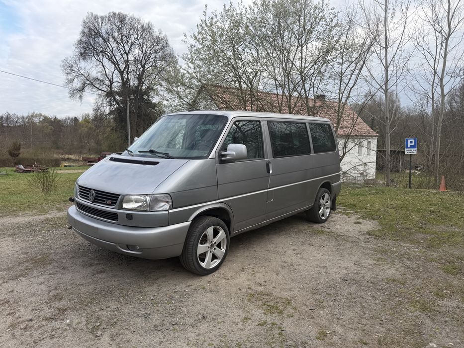 VW T4 Multivan 2,5 tdi 151 ps - climatronic , szyberdach , 7-osobowy