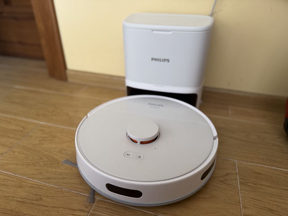 Робот пилосос миючий Philips Homerun