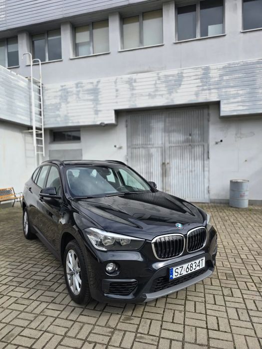 BMW X1 BMW X1 F48 sDrive18d piękne