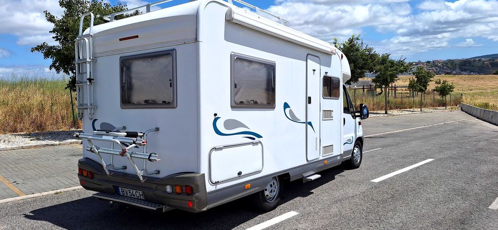 Aluguer Autocaravana 4pax 2800cc 2004
