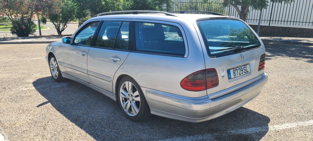 Mercedes-Benz E 220 CDI