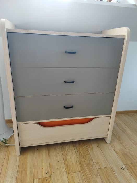Sprzedam komodę. Meble dziecięce.