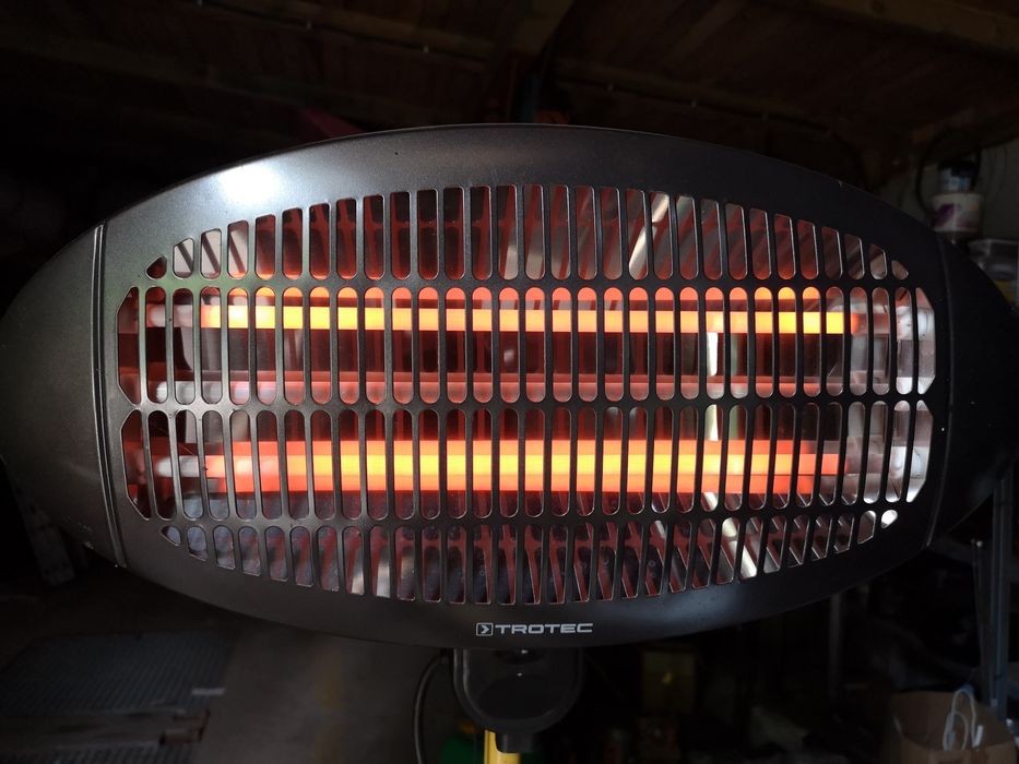 Lampa na podczerwień infrared na taras balkon do ogrodu