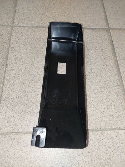 Schowek narzędziowy rama wsk125 175 garbuska lelek metalowy