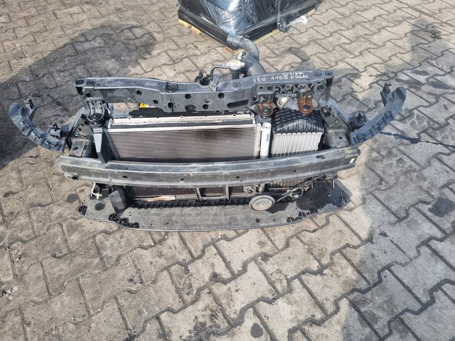Pas przedni chłodnice Hyundai i20 I lift 1.1 CRDI