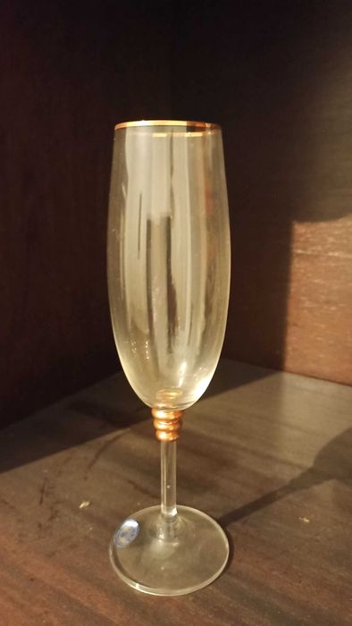 Copos cristal Bohemia-coleção OLIVIA, frisos a ouro, tudo como novo