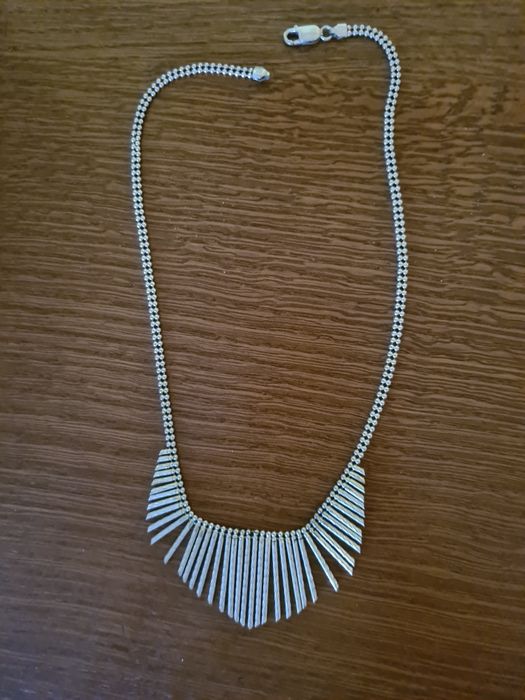 Naszyjnik typu kolia