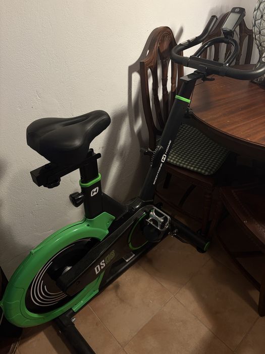 Bicicleta de Spinning BODYTONE