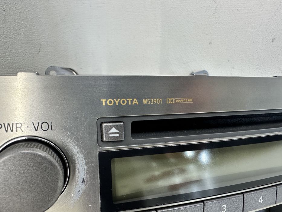 Toyota Avensis T25 radioodtwarzacz CD RDS T250