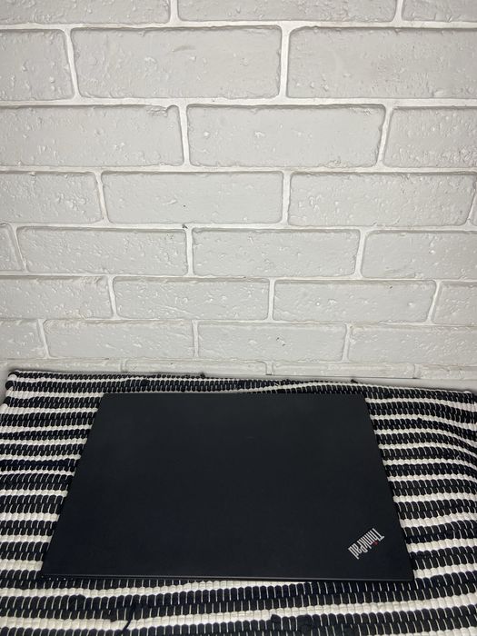 Ноутбук Lenovo ThinkPad T14 Gen2 Intel Core i5-1145G7 / 16Gb / 256Gb SSD / Батарея  - 90%