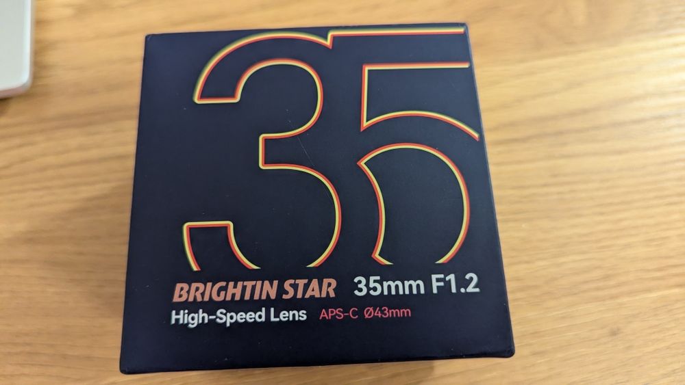 Об'єктив Brightin star 35mm f1.2 m4/3