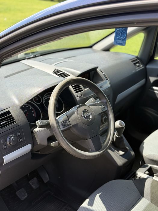 Opel Zafira 2005