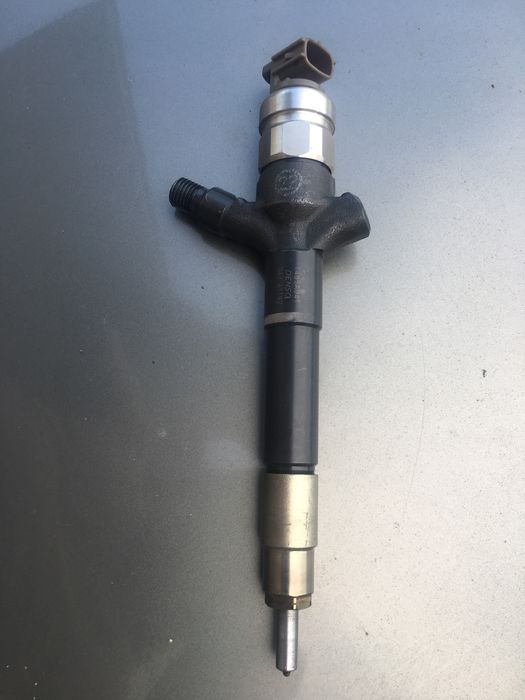 Injetores denso para mitsubishi stracar ou outro modelo