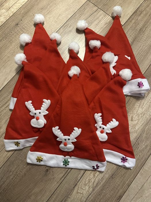 świąteczne czapki świecą wyprzedaż!