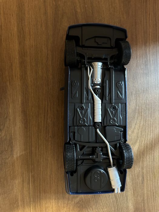model auta 1:18 bmw alpina niebieskie