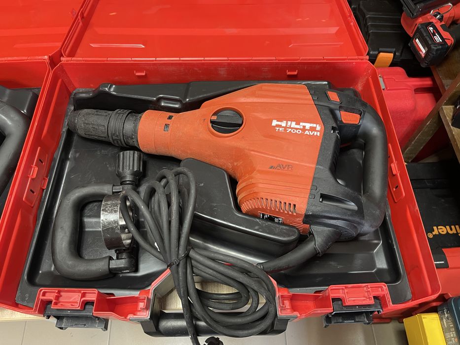 Hilti TE 700-AVR / відбійний молоток Хілті 1300W 11.5J