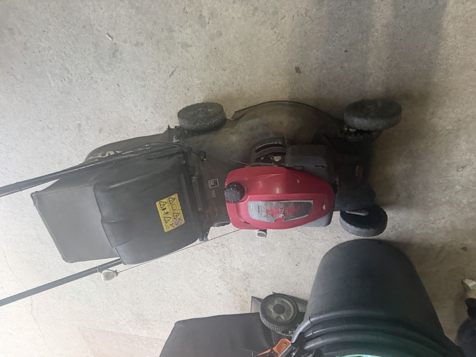 Corta relva honda
