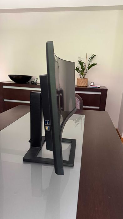 Philips Monitors E Line 346E2CUAE 34" WQHD+ 100Hz VA Curvo USB-C FreeSync 1ms